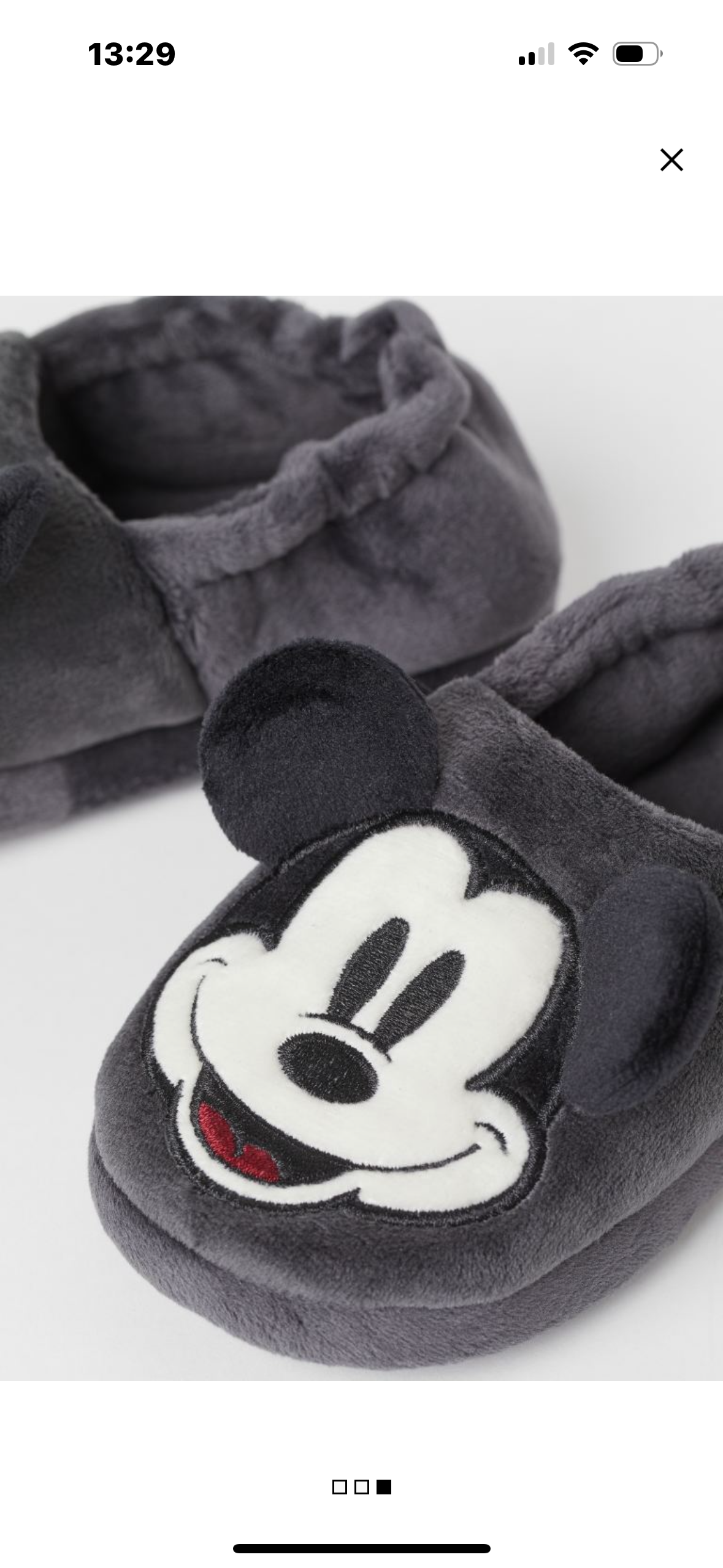 H&M’s soft appliqué slippers